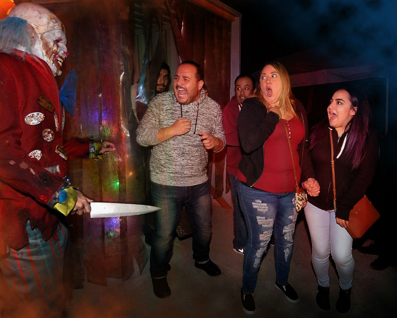 Illustration for article titled A Creepily Fun Photo Tour of Universal Studios' Halloween Horror Nights